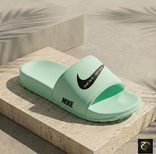 NK Ghost Off-Court - Cold Mint
