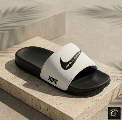 NK Ghost Off-Court - Black/White